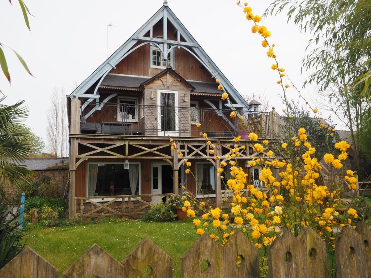 Chambres D'Hotes Fleur De Sel Roz-sur-Couesnon Exterior foto
